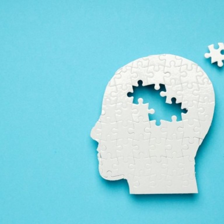 Caring for Loved Ones with Dementia: Nutrition and Meal Planning Tips