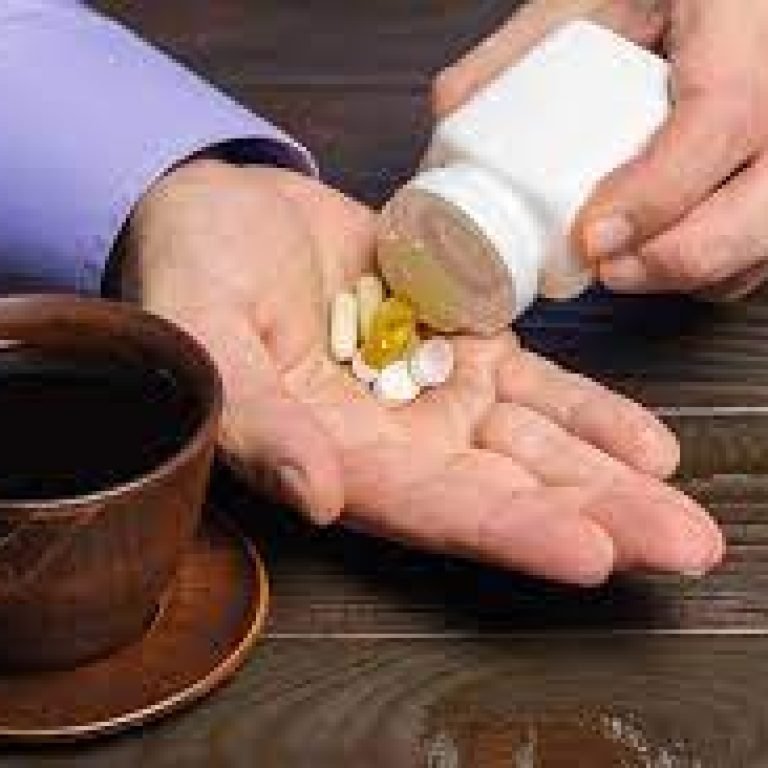 Should I Worry About Caffeine & My Morning Supplements?