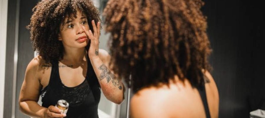 Sweating it Out: The Ultimate Post-Workout Skincare Guide