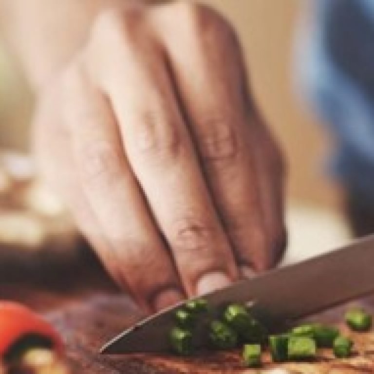 The Power of Mindful Eating-How Attitude Affects Your Food Choices