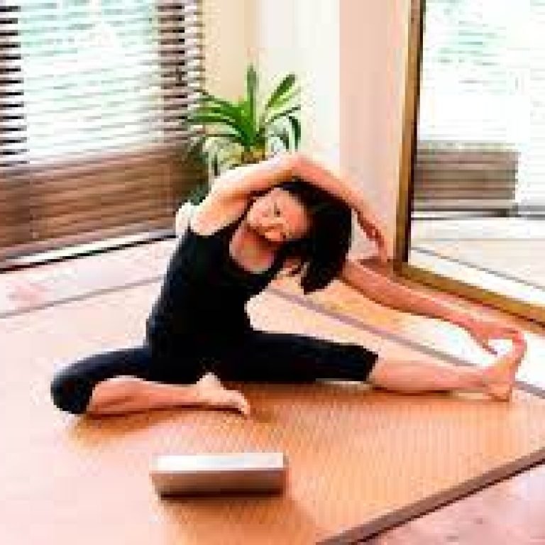 Tips To Find the Best Yoga Teacher Online